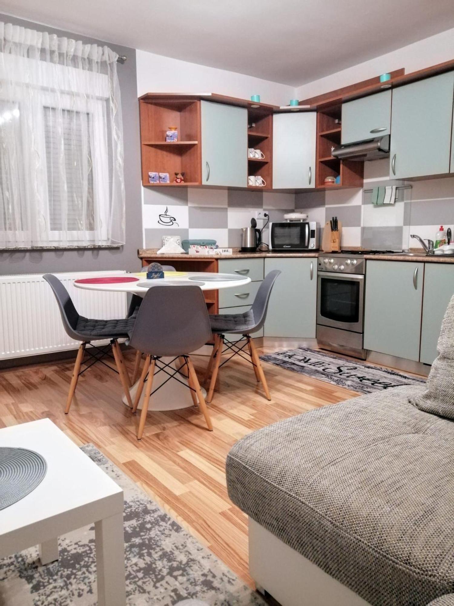 Apartman Trio Maksimir Zagreb Bagian luar foto